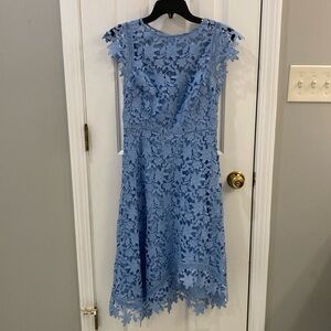 Eliza J beautiful lace dress- size 2
